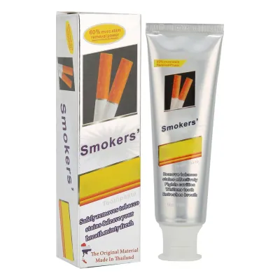 Usuń plamy od tuszu lub pomadki