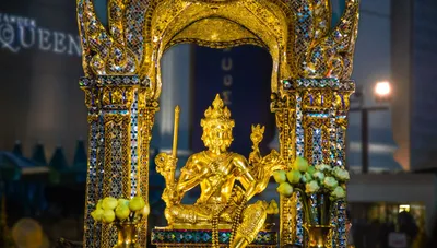 Santuario Erawan, Bangkok, Tailandia