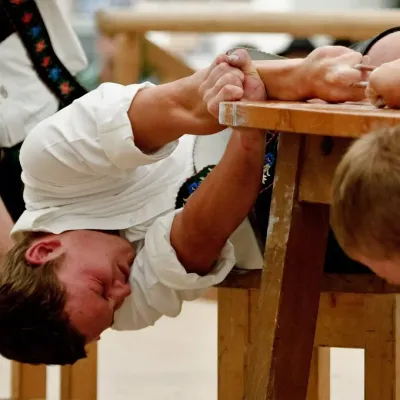 Mistrzostwa w zapasach palcami